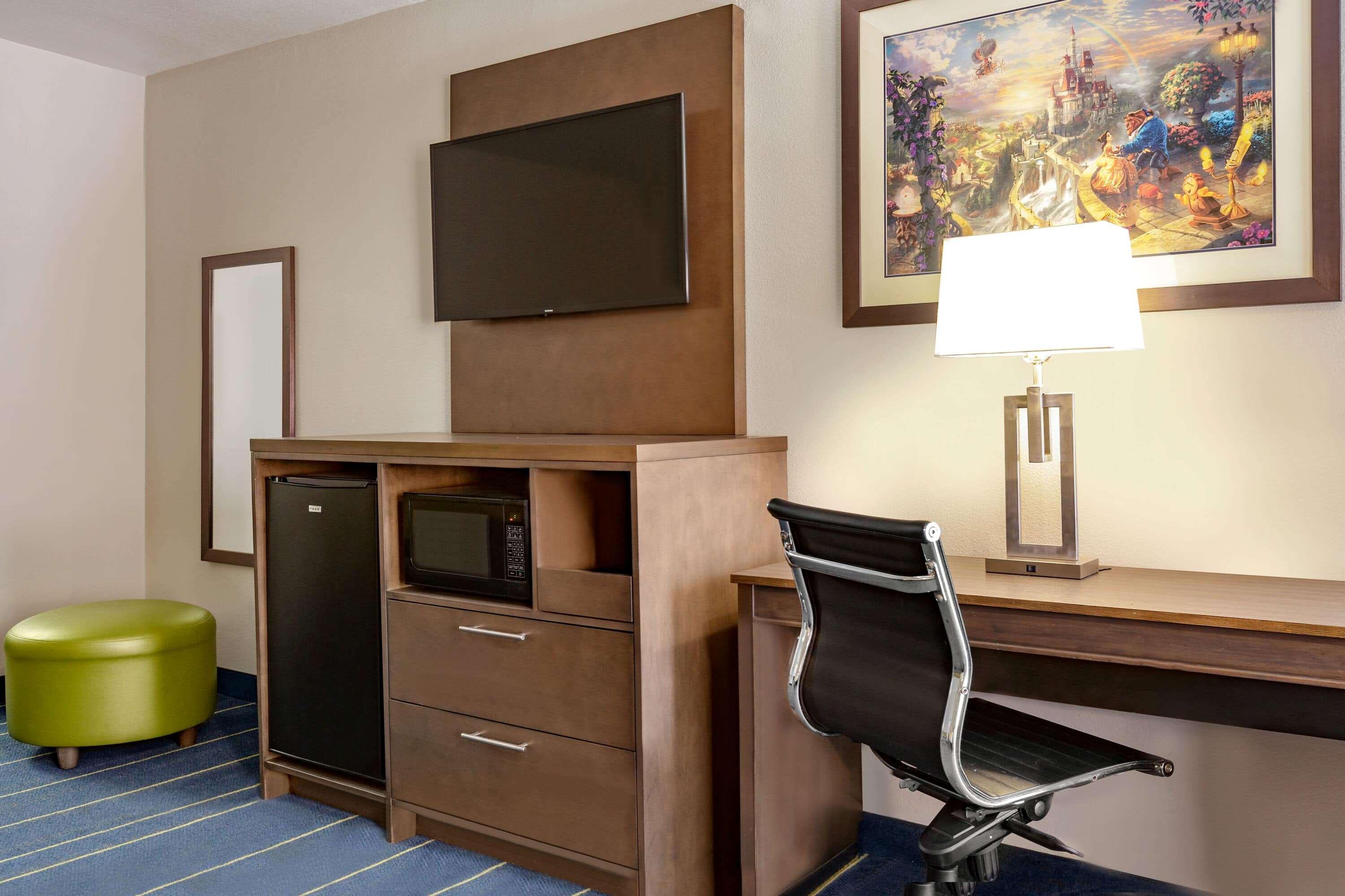 Days Inn & Suites By Wyndham Anaheim At Disneyland Park Eksteriør billede
